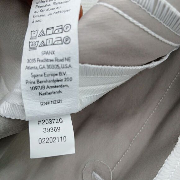 Spanx On- The -Go Slim Straight Ankle Pant 20372Q Classic White PS Patite Small - Picture 14 of 15